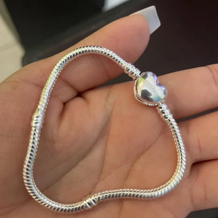 Premium Pandora Bracelet – A Touch of Sophistication for Your Style